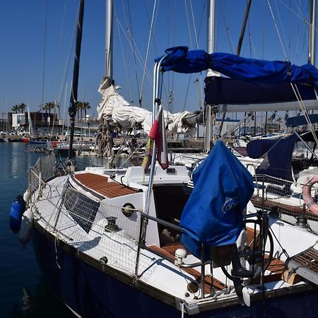 Velero En Puerto De Valencia - E&M Boats Hotell Eksteriør bilde