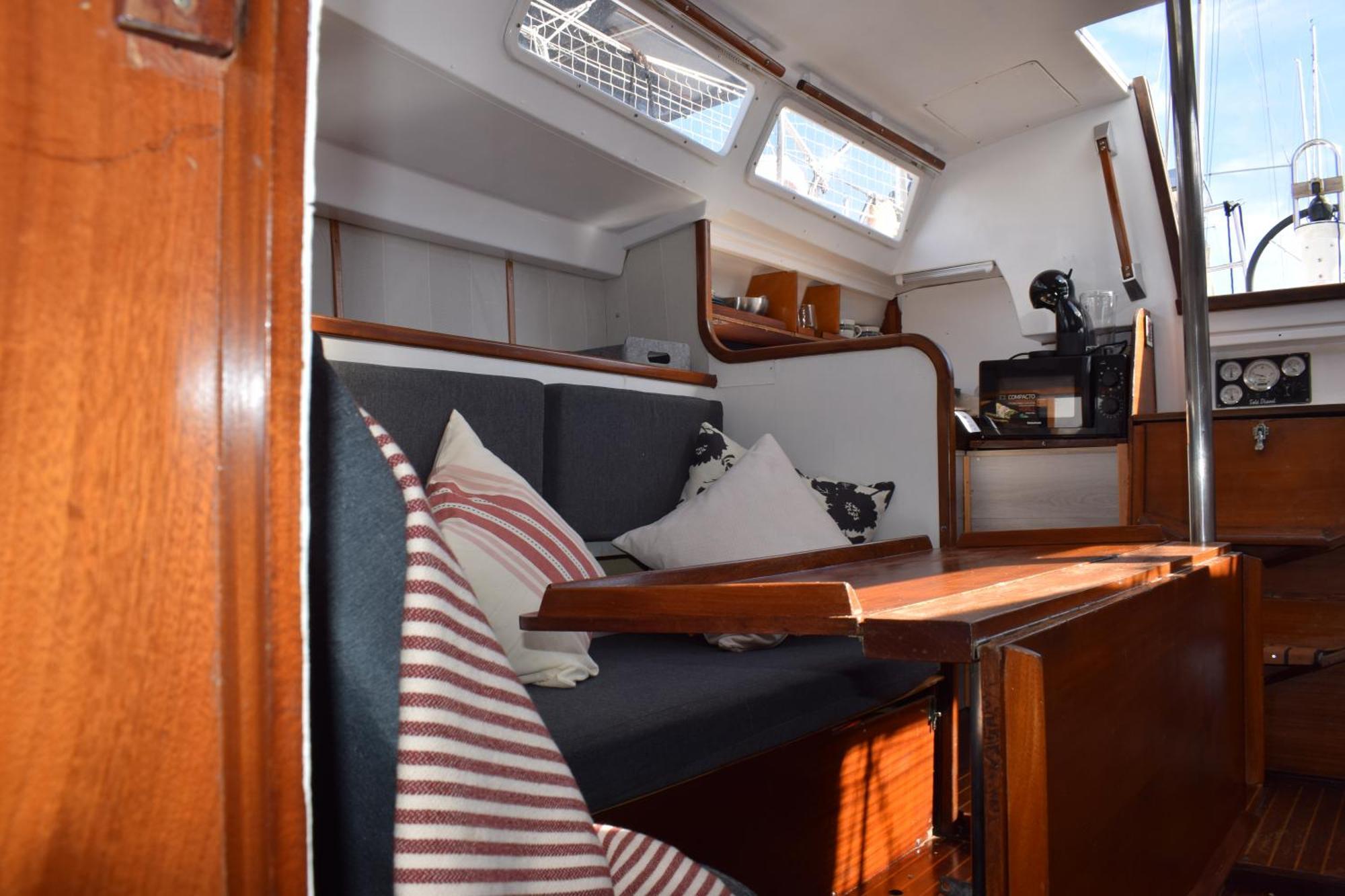 Velero En Puerto De Valencia - E&M Boats Hotell Eksteriør bilde